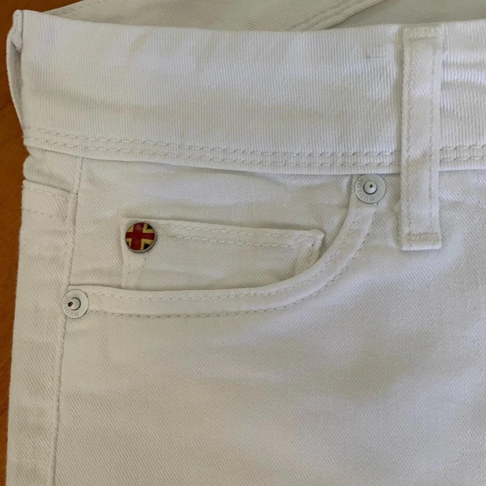 Hudson Ginny Crop Straight White Jeans - Picture 4 of 13